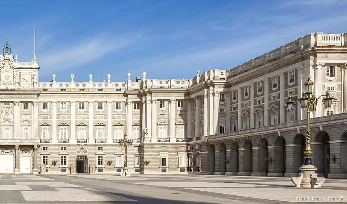 Biglietto ad accesso rapido per l'ingresso al Palazzo Reale di Madrid